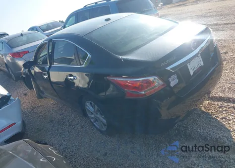 2013 Nissan Altima 2.5 Sv z USA, uszkodzony, nr VIN 1N4AL3AP1DN456077